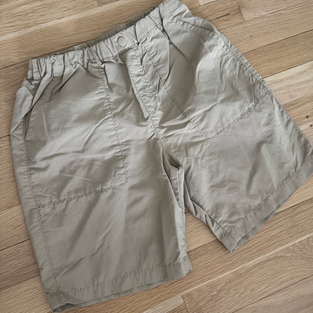 Uniqlo Casual Khaki Shorts